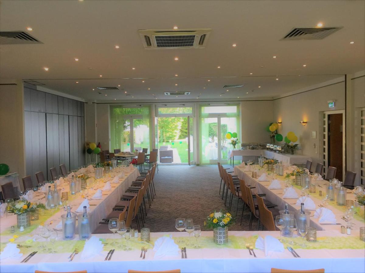 Hotel Ambiente Walldorf Walldorf  Dış mekan fotoğraf