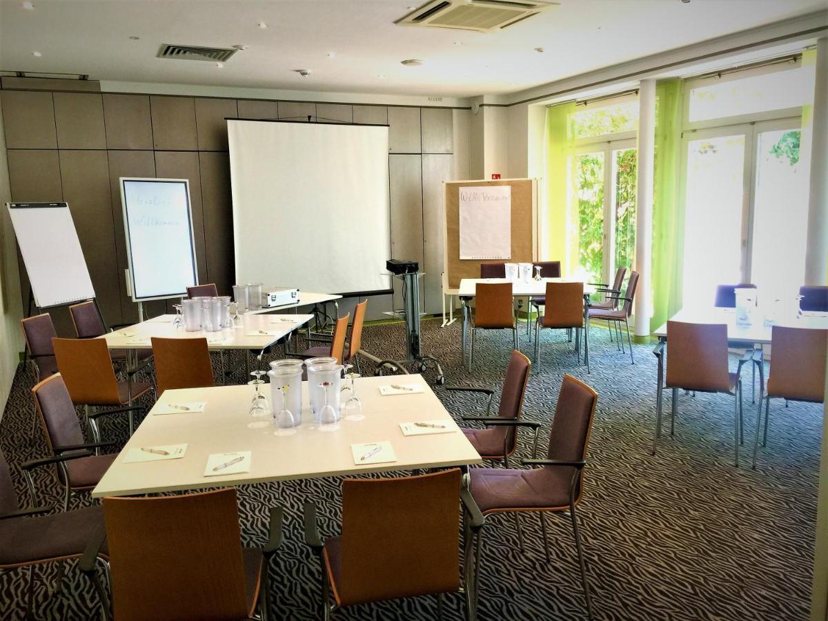 Hotel Ambiente Walldorf Walldorf  Dış mekan fotoğraf