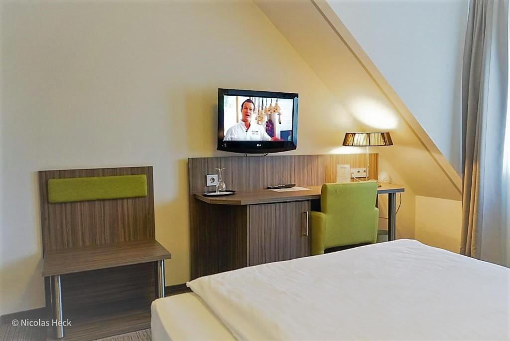 Hotel Ambiente Walldorf Walldorf  Dış mekan fotoğraf