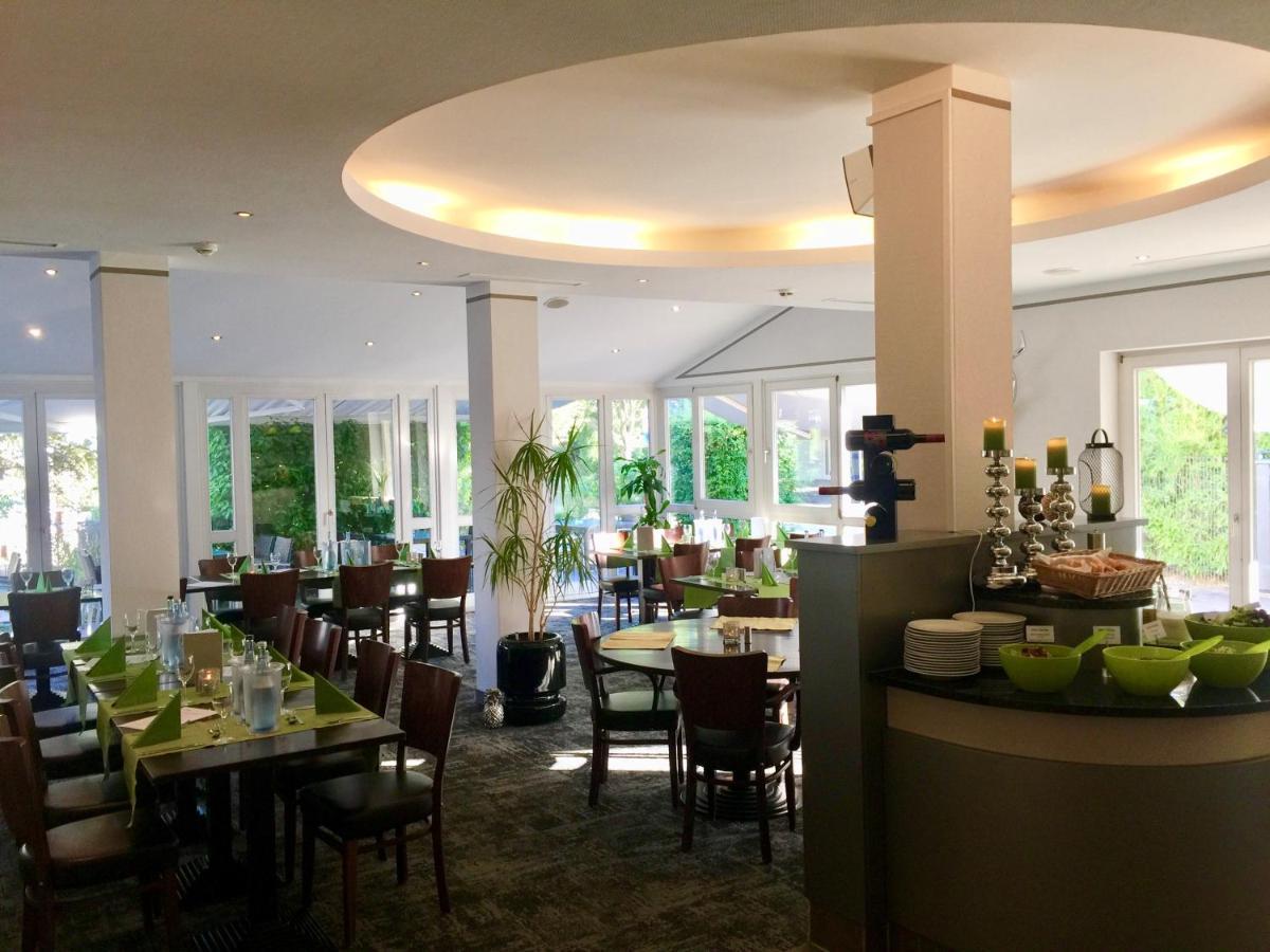 Hotel Ambiente Walldorf Walldorf  Dış mekan fotoğraf