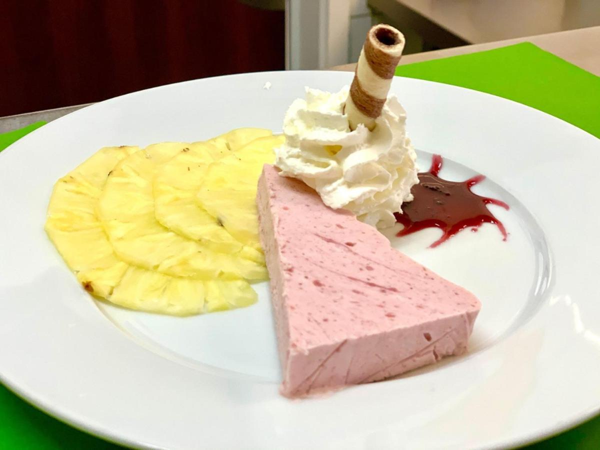 Hotel Ambiente Walldorf Walldorf  Dış mekan fotoğraf